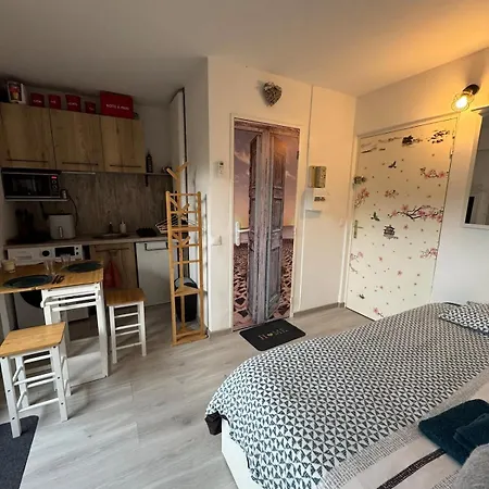 Les Plages Apartment *